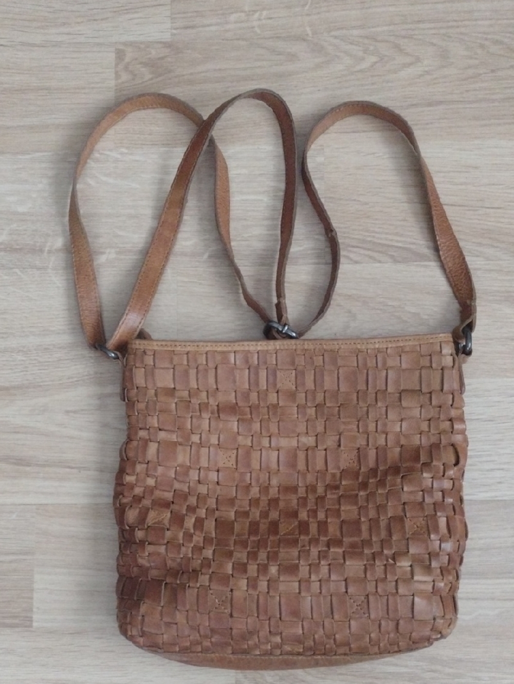 Vilenca Woven Crossbody Bag Tan Leather Crafted In Holland